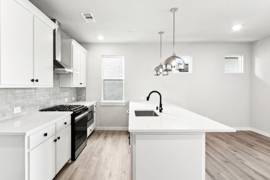 Furnished interior view inside a new home in Ten Mile Creek, Celina (Image 8).