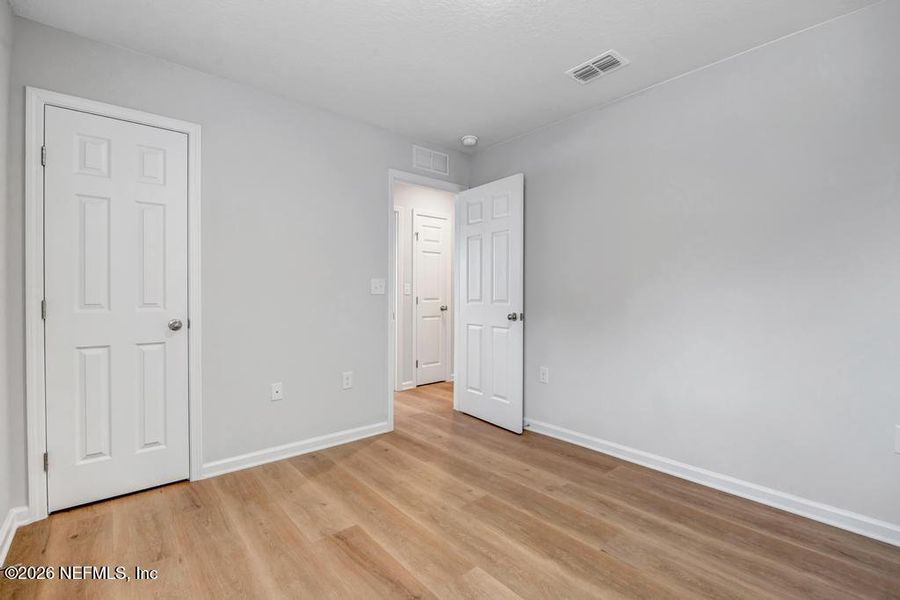 Spacious, unfurnished interior of a new home in , Jacksonville (Image 21).