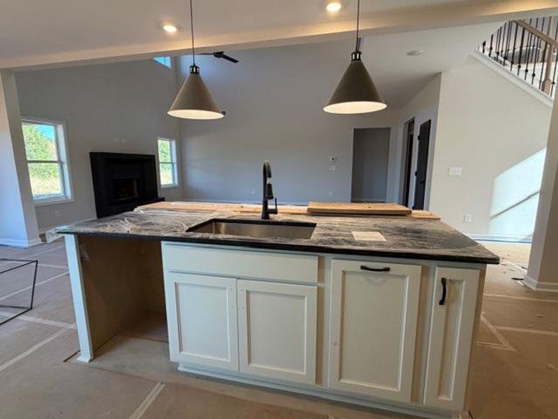 Image 10 of a home in Blackwelder Bluff.