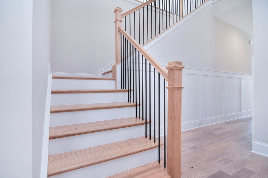 Representative unfurnished interior of a home built from the St Andrews by Greybrook Homes in Edmunds Farm, Clover (Image 50).