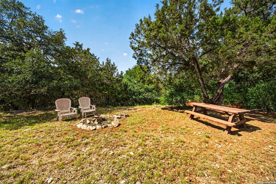 Natural landscape and outdoor views near  in Bandera (Image 24).