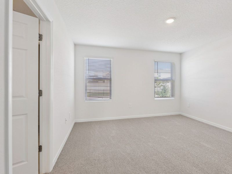 Spacious, unfurnished interior of a new home in Cagan Crossings West, Clermont (Image 9). Spacious, unfurnished interior of a new home in Cagan Crossings West, Clermont (Image 9).