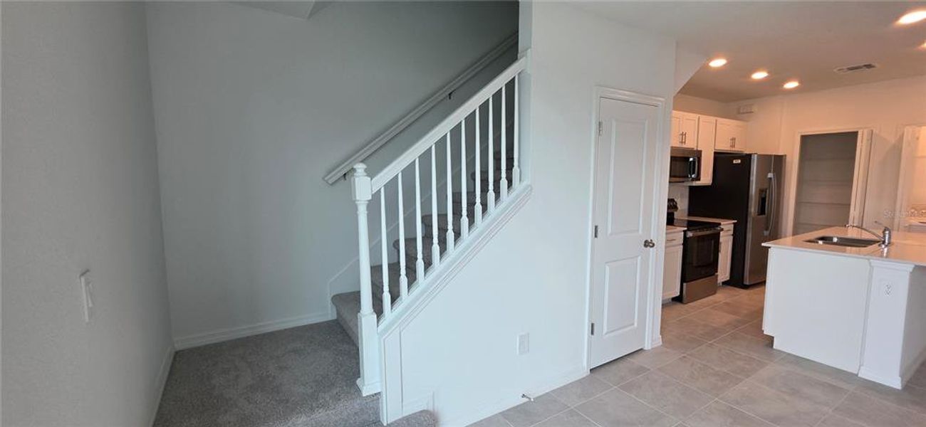 Spacious, unfurnished interior of a new home in , Bradenton (Image 10). Spacious, unfurnished interior of a new home in , Bradenton (Image 10).