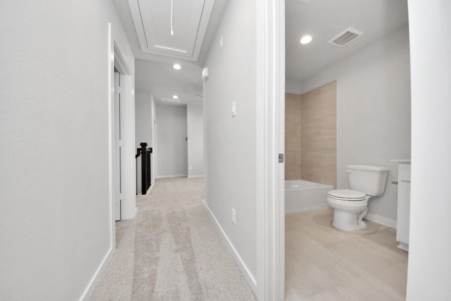 Sample photo of completed home with similar floor plan. Actual colors and selections may vary. Sample photo of completed home with similar floor plan. Actual colors and selections may vary.