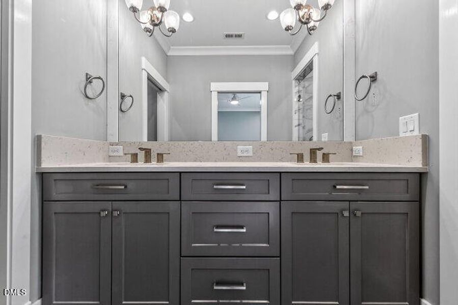 032-680x453-primary-bath