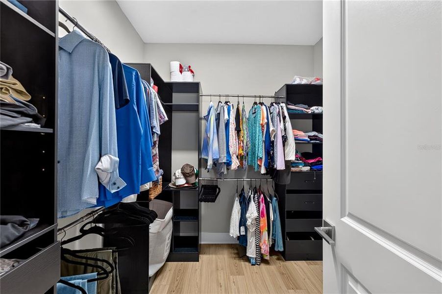 Furnished interior view inside a new home in , Wesley Chapel (Image 39).