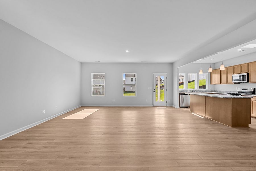 Spacious, unfurnished interior of a new home in Hanes Lake, Winston-Salem (Image 22).