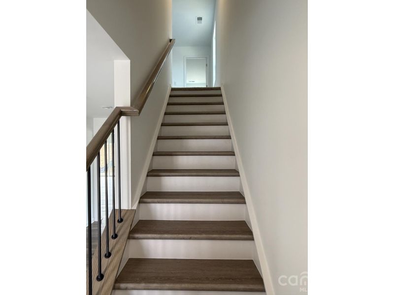 Spacious, unfurnished interior of a new home in Cleveland Hill, Shelby (Image 17).