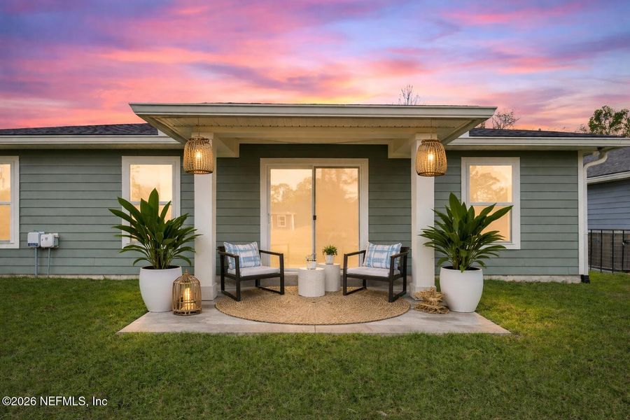 Exterior details and patio area of a home in , Jacksonville (Image 26).