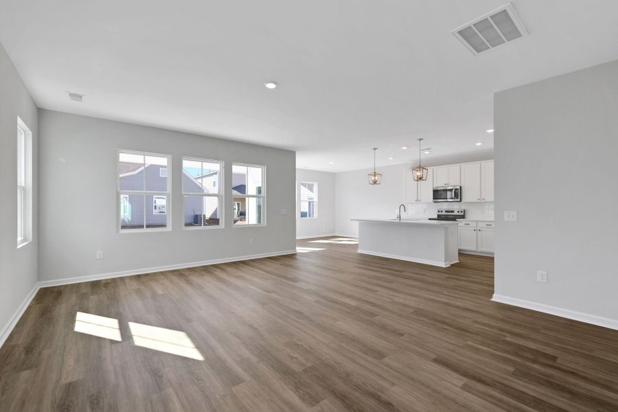 New Home in Hardeeville, SC.  - Slide 11