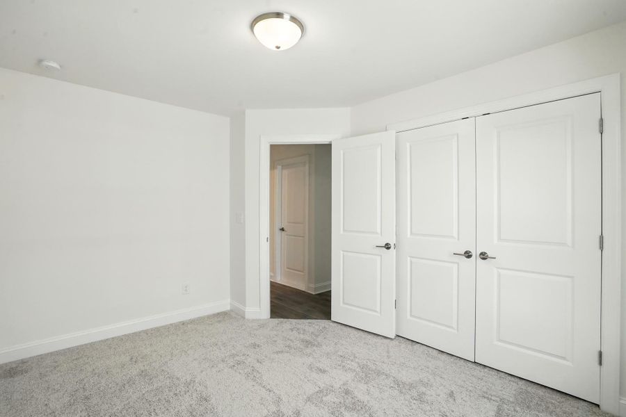 Spacious, unfurnished interior of a new home in Heritage - 55+ Community, Wesley Chapel (Image 36).