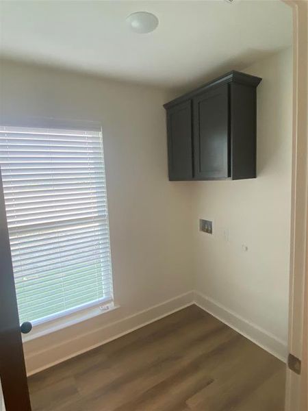 Spacious, unfurnished interior of a new home in The Preserve At Country Ridge, Sherman (Image 17).