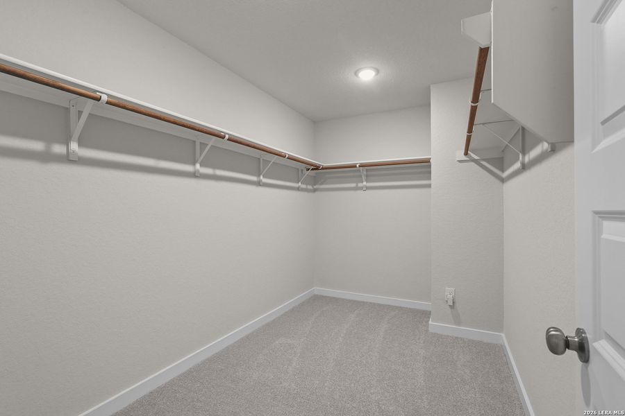 Spacious, unfurnished interior of a new home in Millican Grove, San Antonio (Image 30).