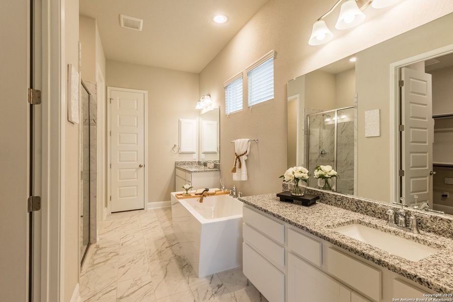 Furnished interior view inside a new home in Cibolo Crossing, Universal City (Image 37). Furnished interior view inside a new home in Cibolo Crossing, Universal City (Image 37).