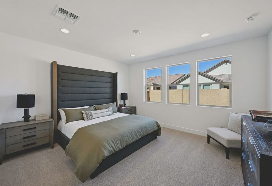 Primary Bedroom - 8 of 10