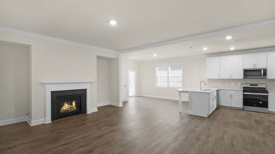 Spacious, unfurnished interior of a new home in Collins Ridge, Hillsborough (Image 23).