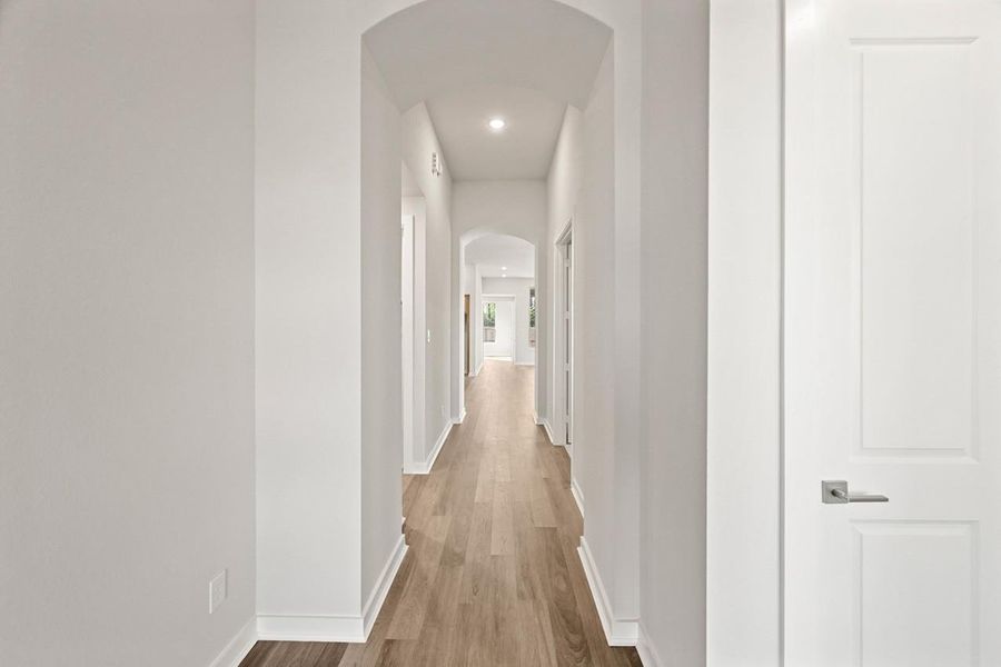 Spacious, unfurnished interior of a new home in Grand Central Park: 55ft. lots, Conroe (Image 8).