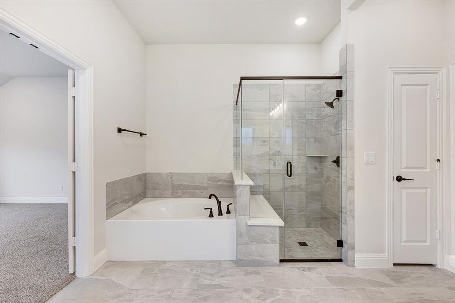 Furnished interior view inside a new home in Liberty, Melissa (Image 8).