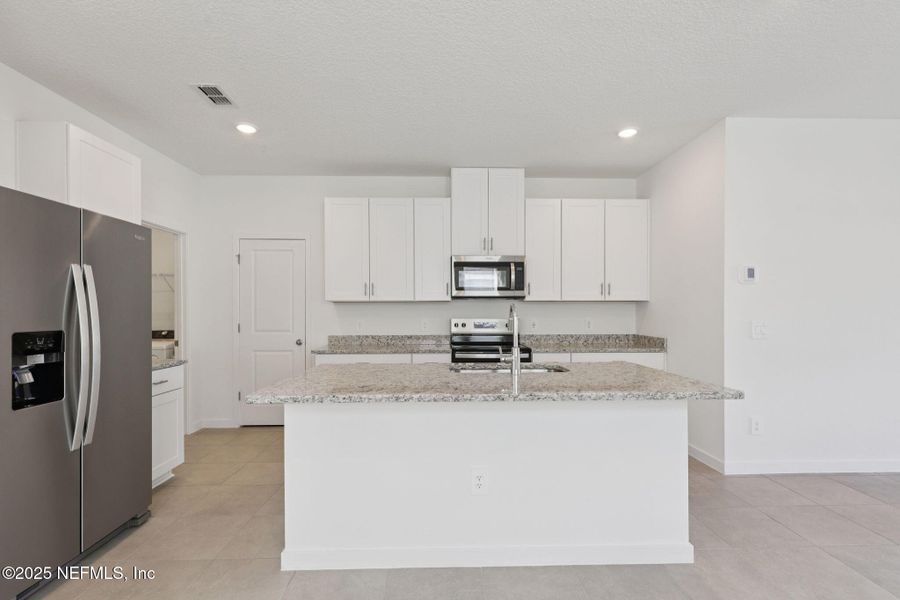 Furnished interior view inside a new home in Kings Preserve, Jacksonville (Image 10).