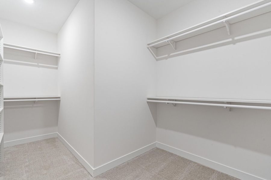 Spacious, unfurnished interior of a new home in Lockwood, Collierville (Image 26).