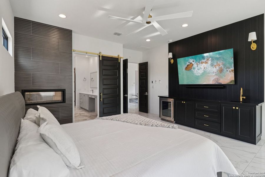 Furnished interior view inside a new home in , San Antonio (Image 27). Furnished interior view inside a new home in , San Antonio (Image 27).