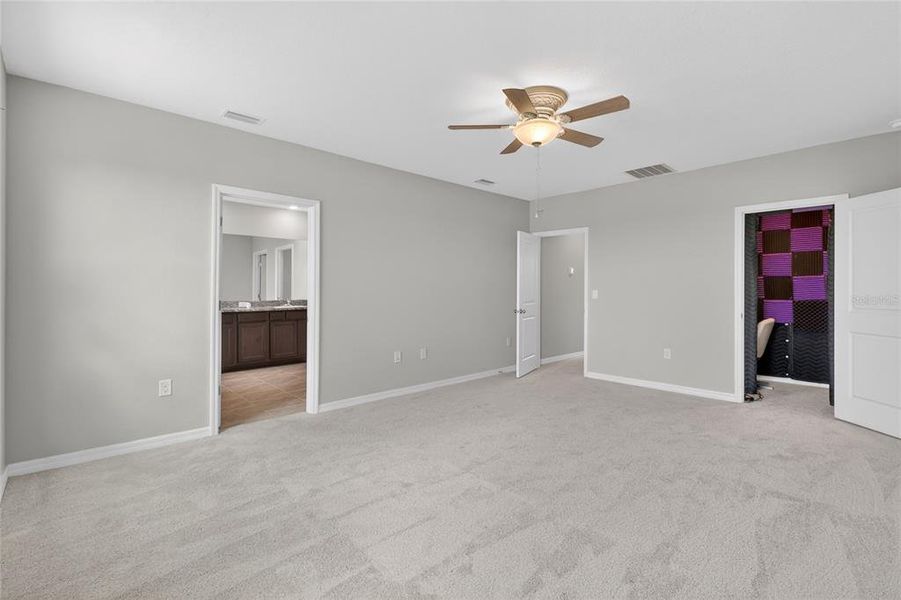 Spacious, unfurnished interior of a new home in Epperson, Wesley Chapel (Image 62). Spacious, unfurnished interior of a new home in Epperson, Wesley Chapel (Image 62).