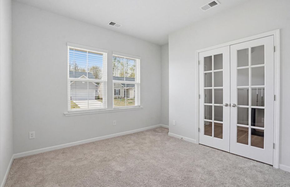 Spacious, unfurnished interior of a new home in Indigo Park, Easley (Image 23).