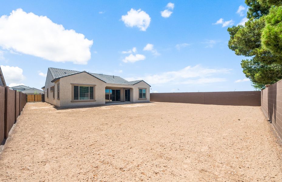 Exterior details and patio area of a home in Soleo, San Tan Valley (Image 3).