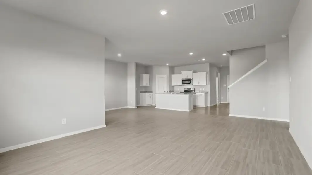 Representative unfurnished interior of a home built from the Midland by D.R. Horton in Audra Oaks, Denton (Image 19).