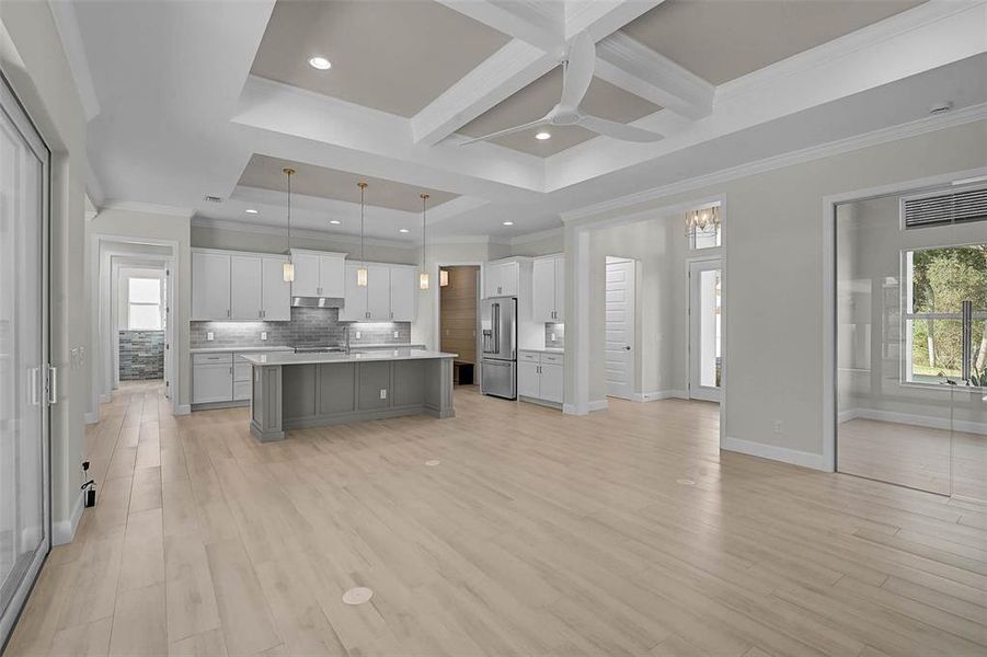 Spacious, unfurnished interior of a new home in , Port Charlotte (Image 38).