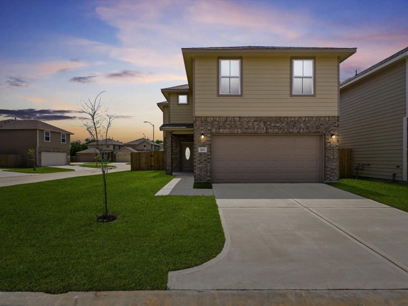 Welcome home to Echo Leaf, where thoughtful construction, timeless curb appeal, and added confidence through a 30-year roof and 2-10 home warranty come together beautifully. Welcome home to Echo Leaf, where thoughtful construction, timeless curb appeal, and added confidence through a 30-year roof and 2-10 home warranty come together beautifully.