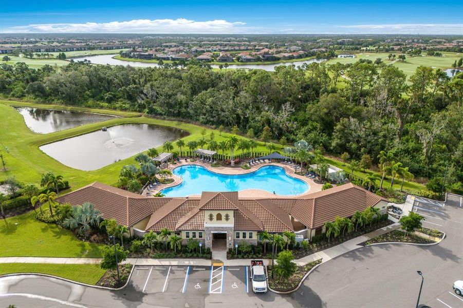 Image 36 of a home in Solera at Lakewood Ranch.