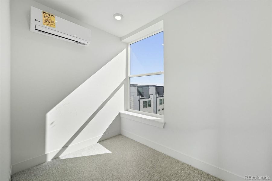 Spacious, unfurnished interior of a new home in , Lakewood (Image 22).