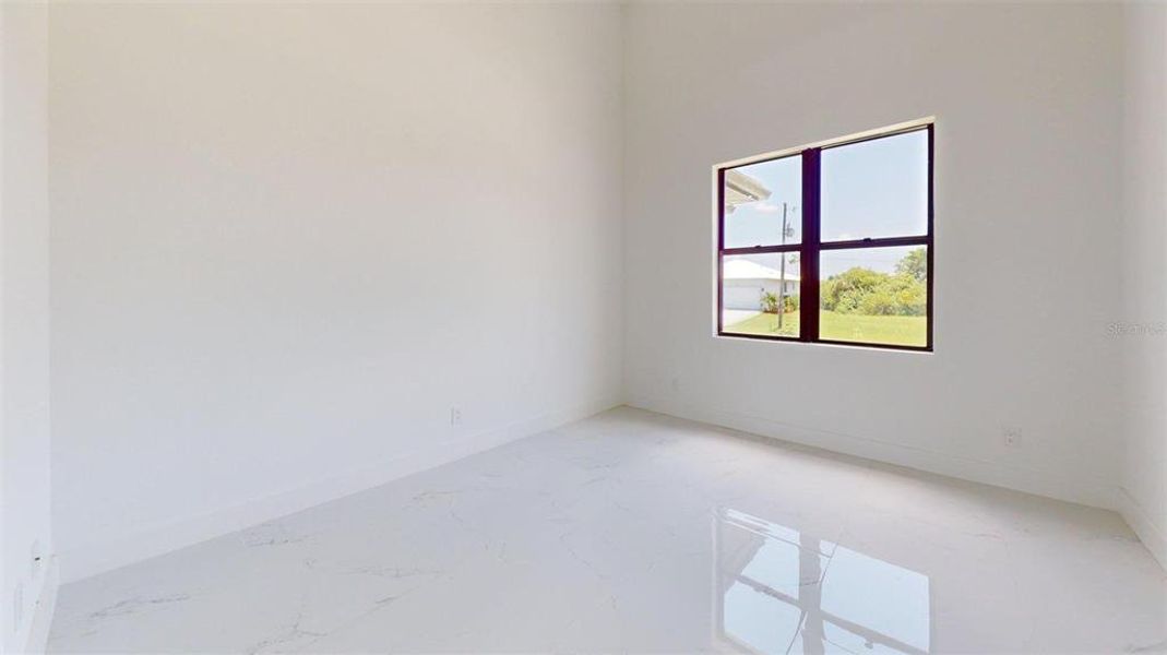 Spacious, unfurnished interior of a new home in , Punta Gorda (Image 43).
