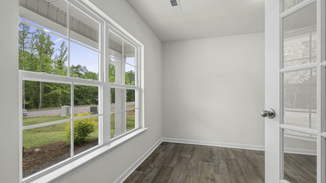 Spacious, unfurnished interior of a new home in Aspen Place, Thomasville (Image 8). Spacious, unfurnished interior of a new home in Aspen Place, Thomasville (Image 8).