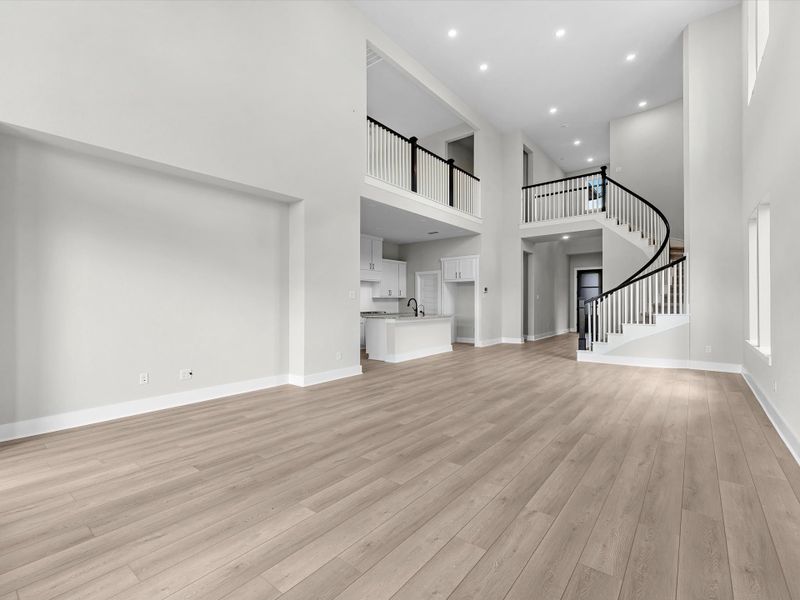 Spacious, unfurnished interior of a new home in Jubilee 50′, Hockley (Image 12).