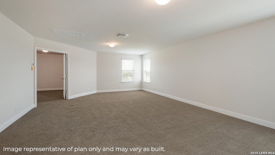 Spacious, unfurnished interior of a new home in Veranda, San Antonio (Image 23).