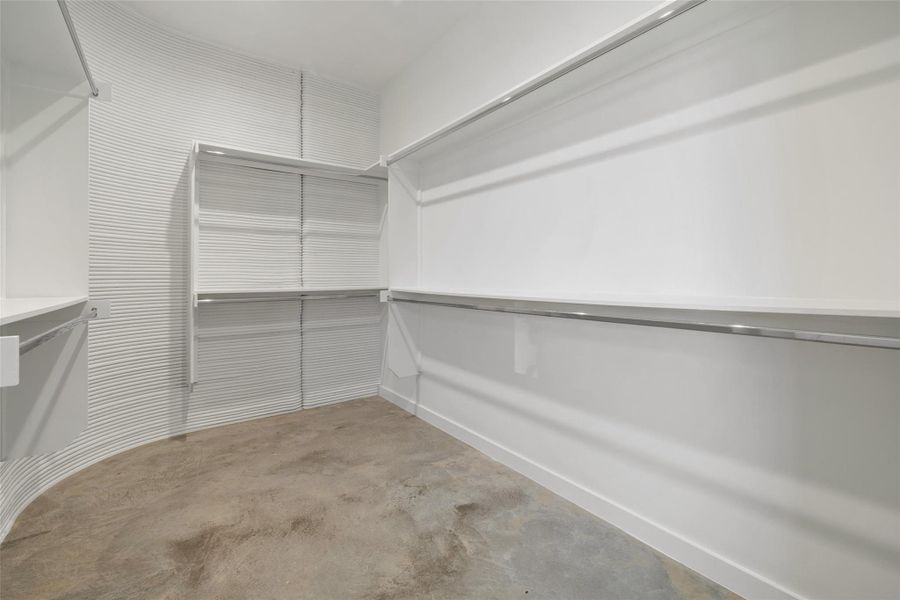 Furnished interior view inside a new home in Wimberley Springs, Wimberley (Image 19).