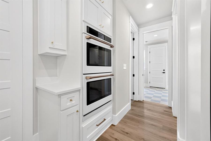 Gourmet kitchen includes a premium built-in Cafe double oven. Gourmet kitchen includes a premium built-in Cafe double oven.