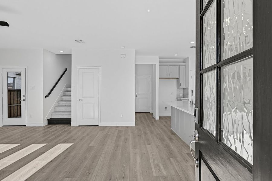 Spacious, unfurnished interior of a new home in North Sky Celina, Celina (Image 31). Spacious, unfurnished interior of a new home in North Sky Celina, Celina (Image 31).