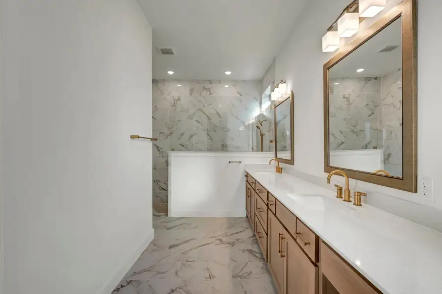 Owner's Bath Owner's Bath