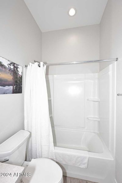 Hall Bath-Tub