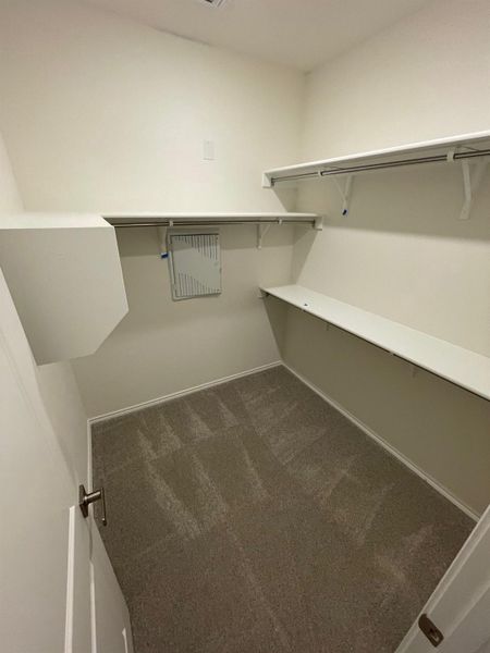 Image 32 of a home in Mustang Valley. Image 32 of a home in Mustang Valley.