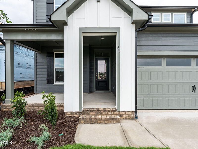 003-1280x960-front-porch