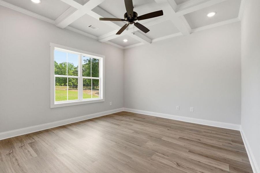 Spacious, unfurnished interior of a new home in , Monroe (Image 24).