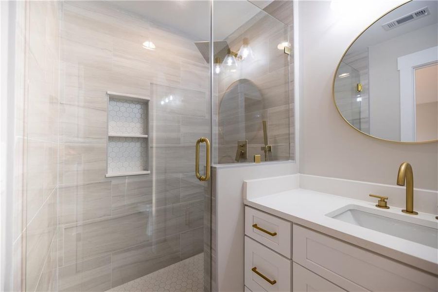 Furnished interior view inside a new home in , Jefferson (Image 15).