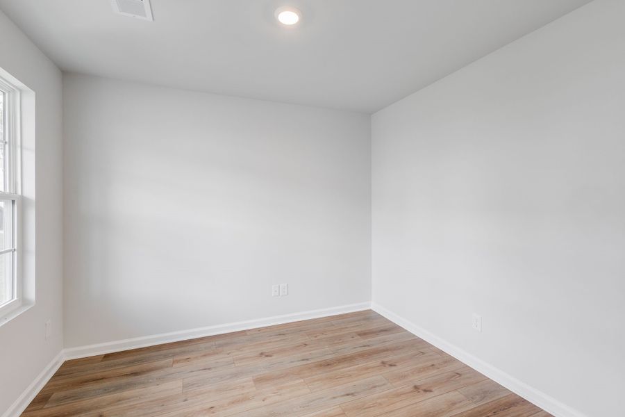 Spacious, unfurnished interior of a new home in Bluefield, Lexington (Image 24). Spacious, unfurnished interior of a new home in Bluefield, Lexington (Image 24).