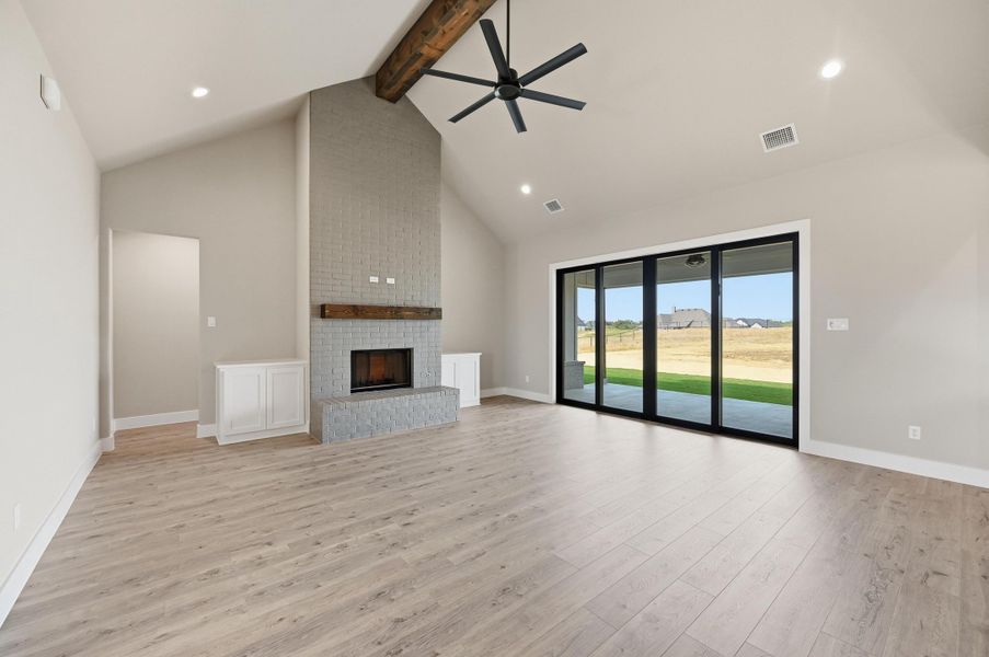 Spacious, unfurnished interior of a new home in Rocky Top Ranch, Reno (Image 18). Spacious, unfurnished interior of a new home in Rocky Top Ranch, Reno (Image 18).