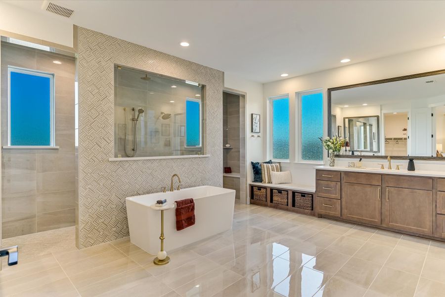 Representative furnished interior of a home built from the Bandera II by Giddens Homes in Whispering Wind, Bertram (Image 56).