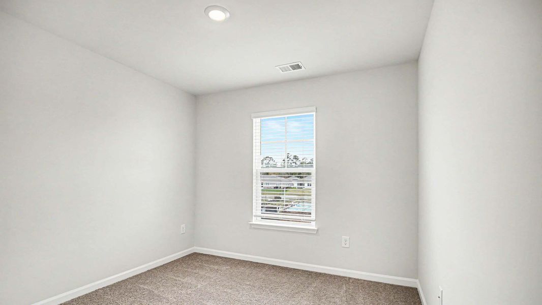 Spacious, unfurnished interior of a new home in The Park at Wilkinson, Orangeburg (Image 9).